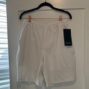 lululemon athletica Men's Pace Breaker Short - Medium